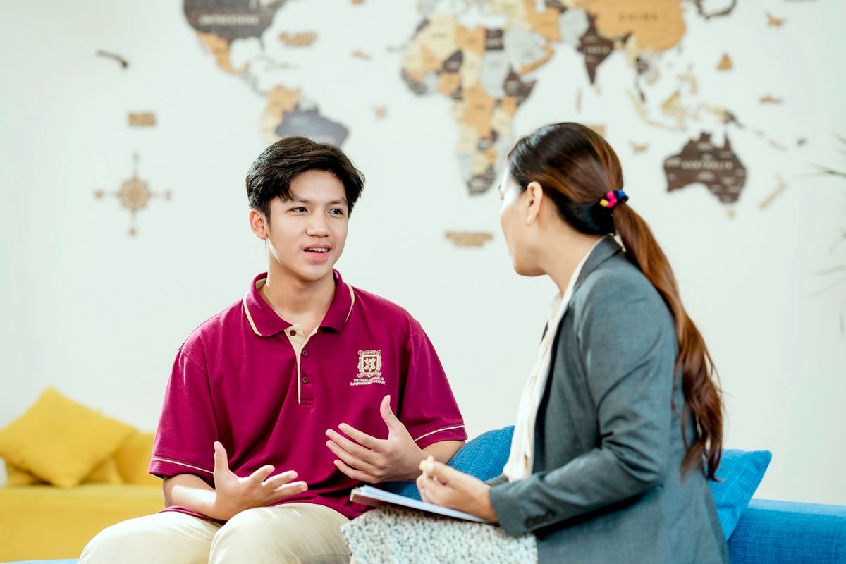 Career Guidance<br> <span style="color:#B51F1F">Programme</span>