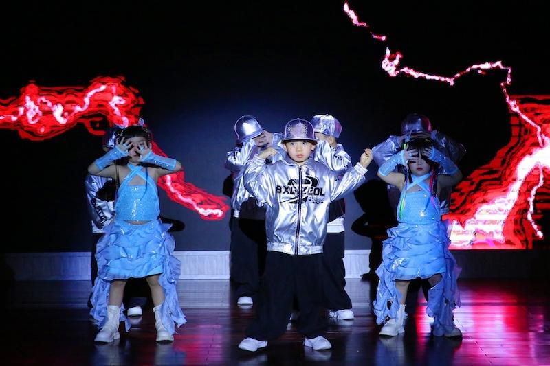 VAS’s Got Talent 2025–2026: Thăng hoa cảm xúc cùng loạt tiết mục đa sắc màu tại Vòng loại Hệ thống